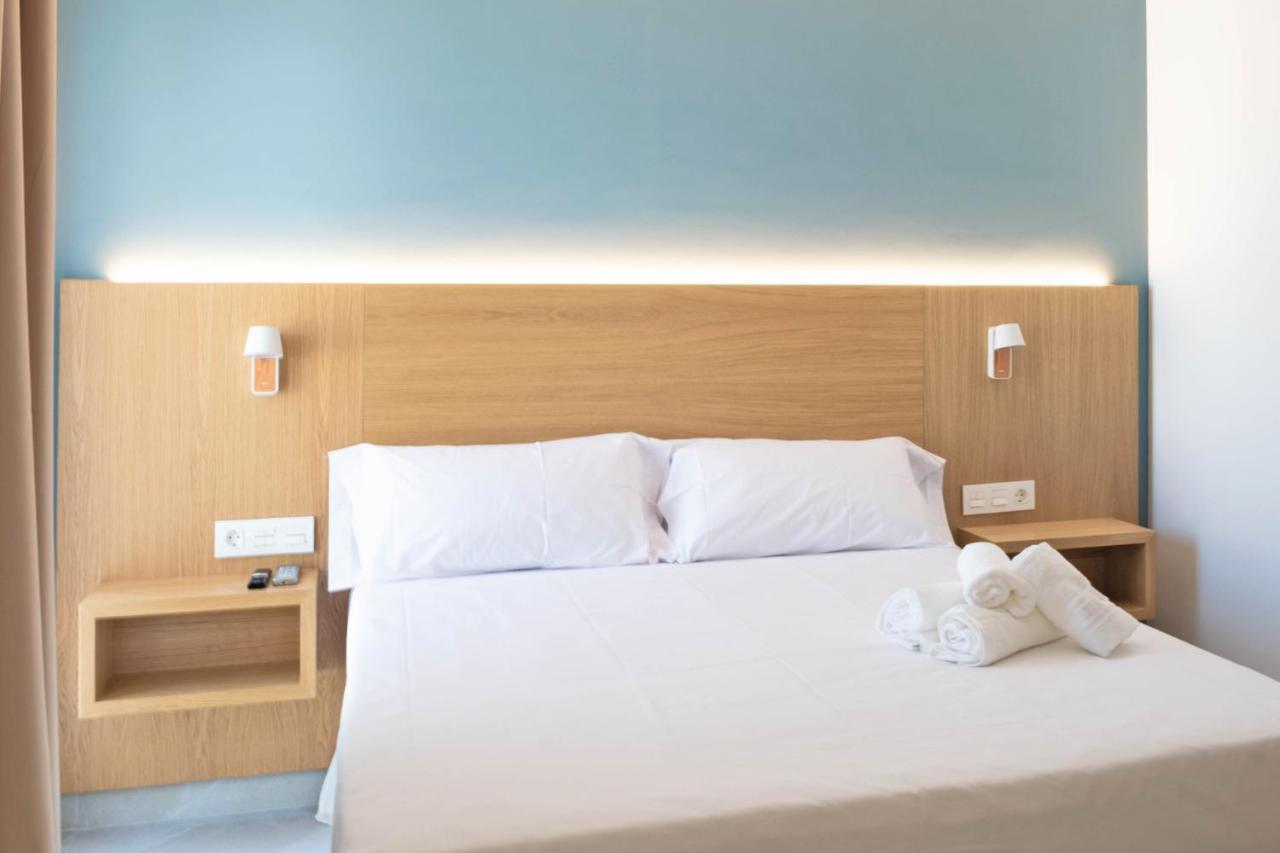 Rio Salado Conil Hostal Conil De La Frontera Εξωτερικό φωτογραφία
